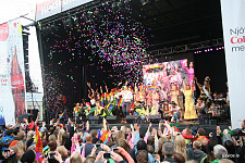 Gay Pride 2013 in Pictures | Stage Show