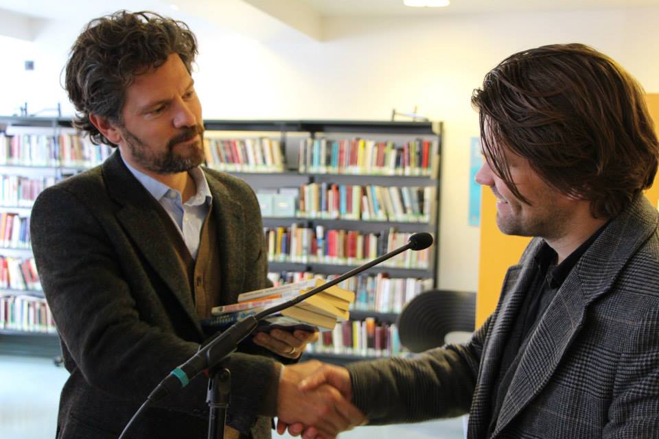 samtokin-donates-to-reykjavik-city-library-2